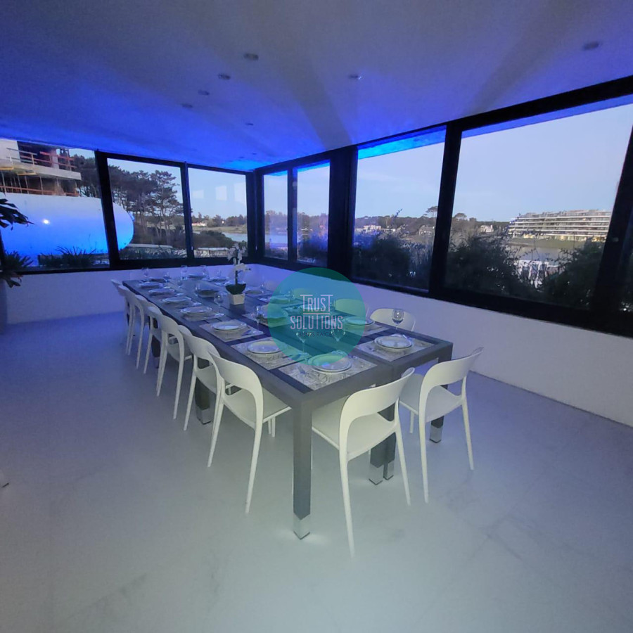 Apartamento ID.1160 - Venta Ap.Punta 3 Suites y Dep   Ed.Poseidón Laguna  OPORTUNIDAD!!!!!