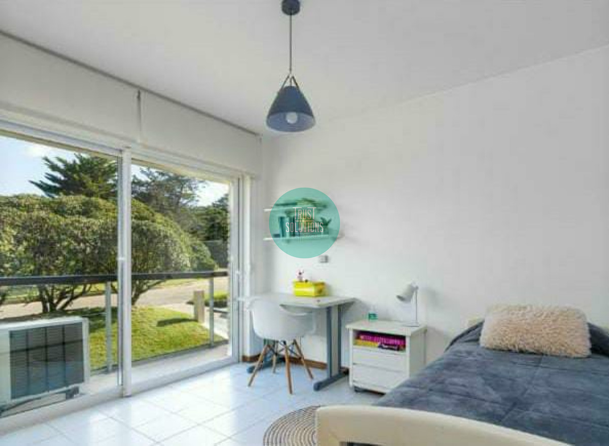 Apartamento ID.656 - Venta y Alquiler de Temporada Apto 3D y dep huéspedes Brava Punta con Piscina y Parrillero 