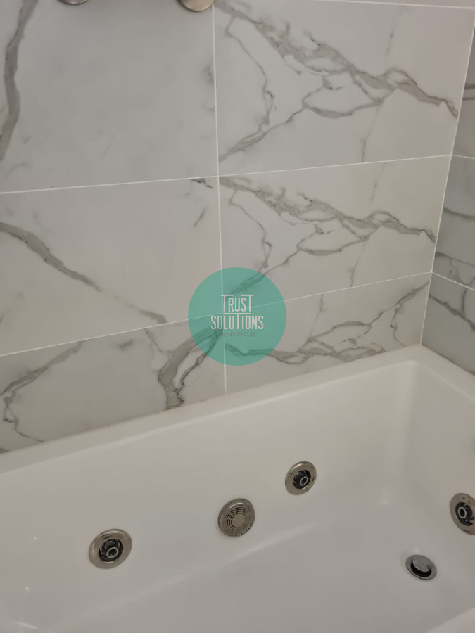 Apartamento ID.1160 - Venta Ap.Punta 3 Suites y Dep   Ed.Poseidón Laguna  OPORTUNIDAD!!!!!