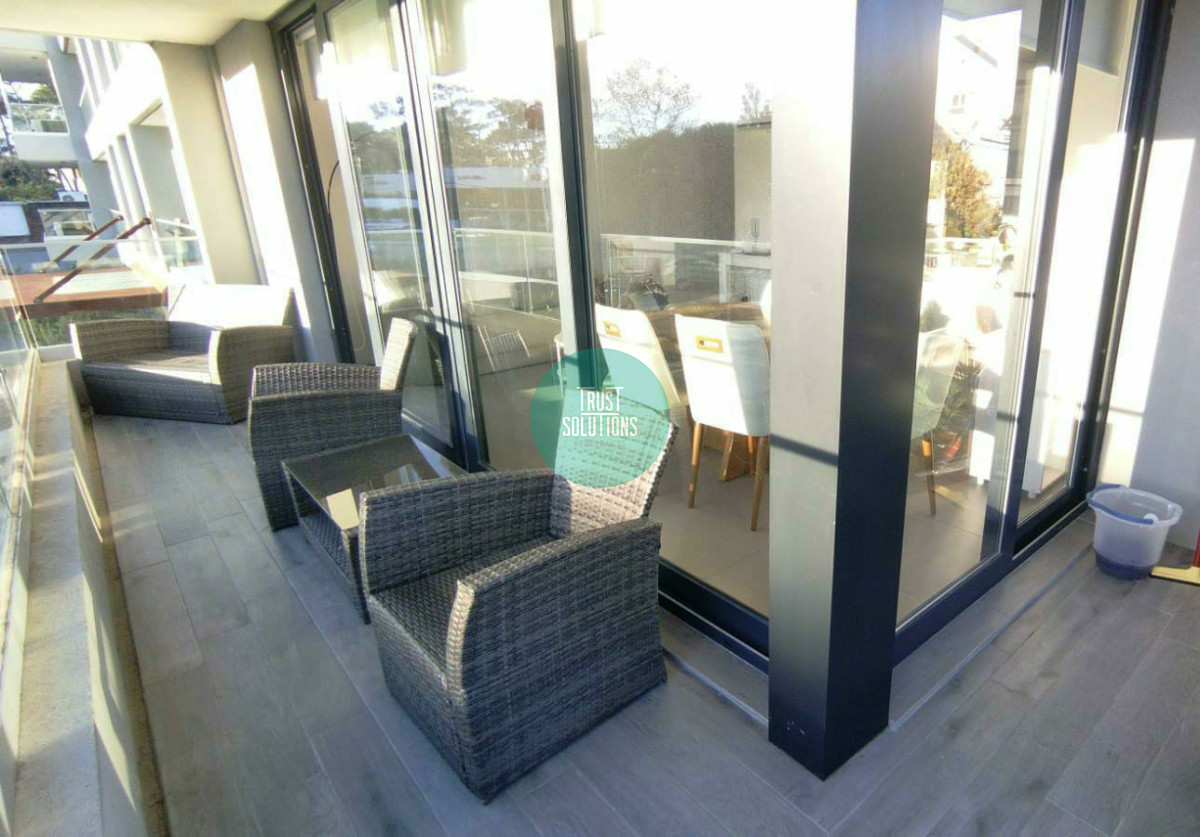 Apartamento ID.1556 - Venta y Alquiler Anual Apto 2D Mansa Punta con Amenities 