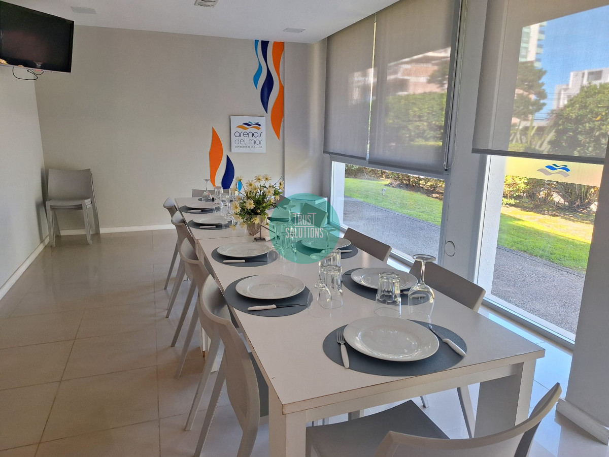 Apartamento ID.1113 - Venta y Alquiler Anual Apto 2D Brava Punta con Amenities 