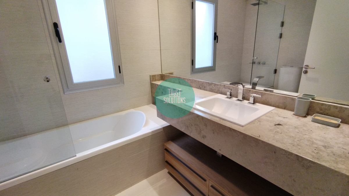 Apartamento ID.620 - Venta y Alquiler Anual Apto 3 Suites y dep serv Puerto Punta nuevo con Piscina propia y Amenities 