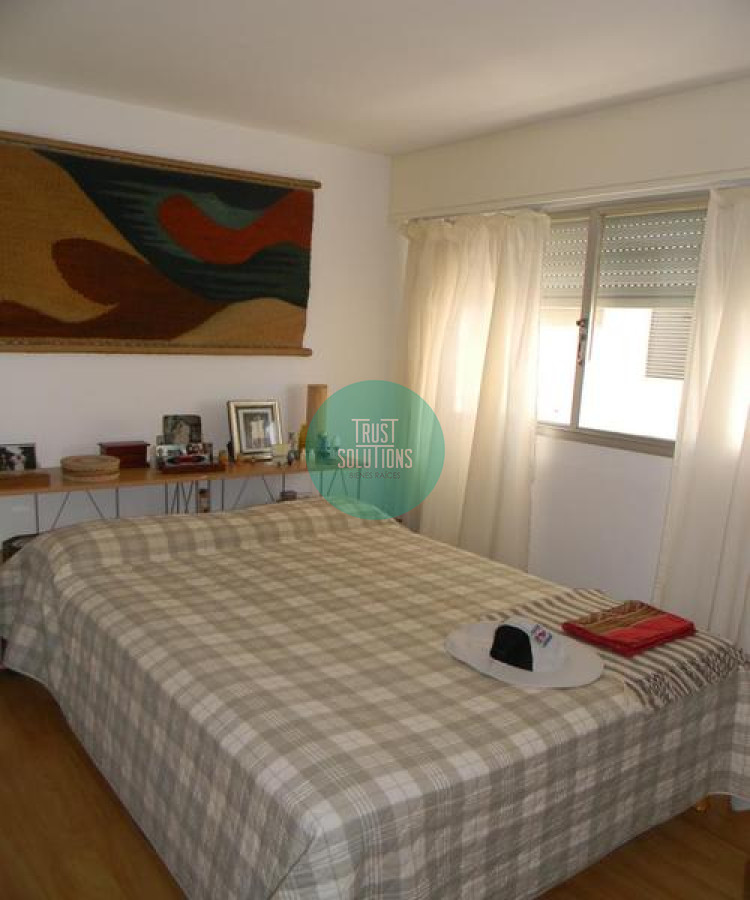 Apartamento ID.616 - Venta Apto Punta Península 4D y dep serv con vista al Puerto 