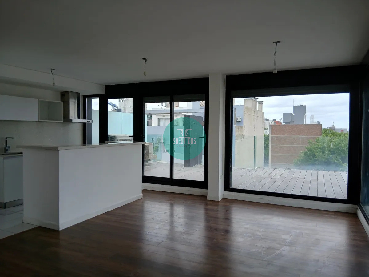 Apartamento ID.1785 - Alquiler 2 Dormitorios a pasos de la rambla en Ciudad Vieja.