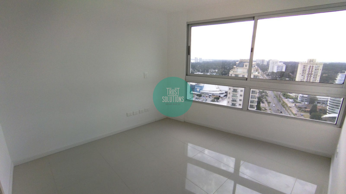 Apartamento ID.645 - Venta Apartamento Brava Punta a estrenar 3D 3B con Amenities 