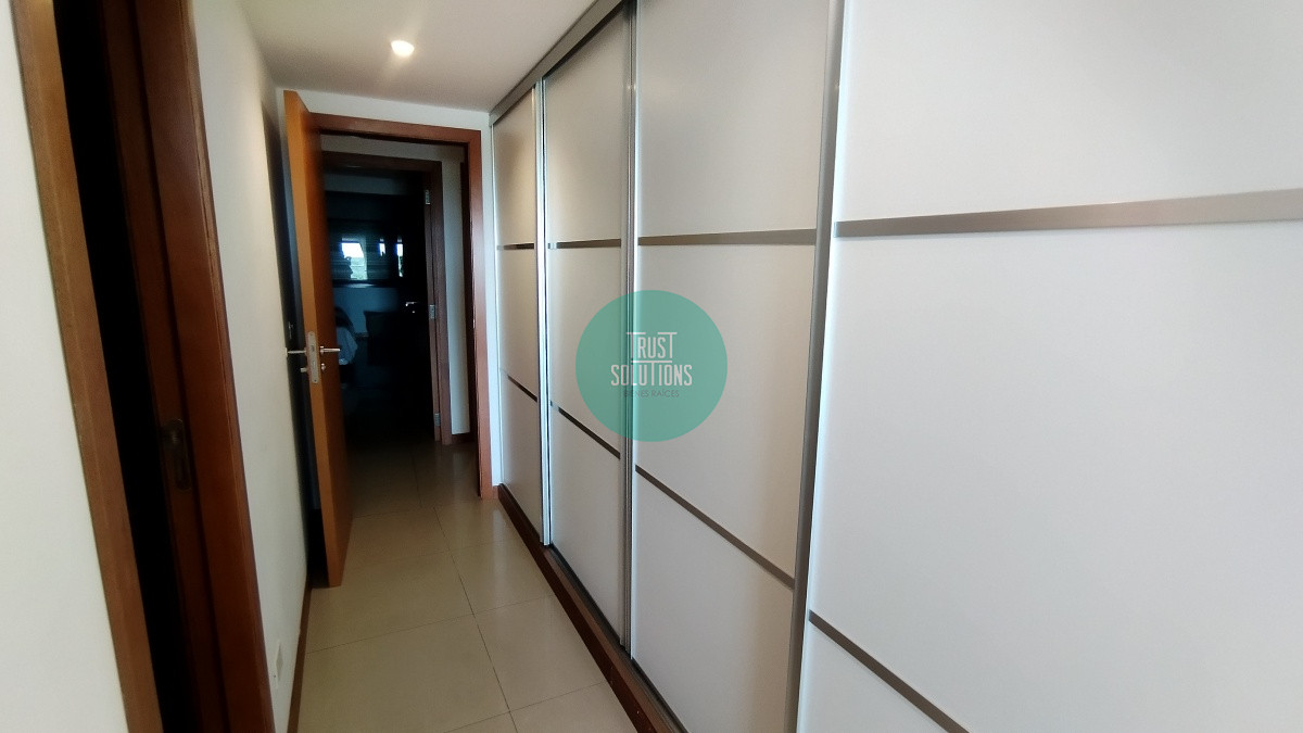Apartamento ID.468 - Venta Apto Rincón del indio Punta 3D Piscina Tza con Parrillero