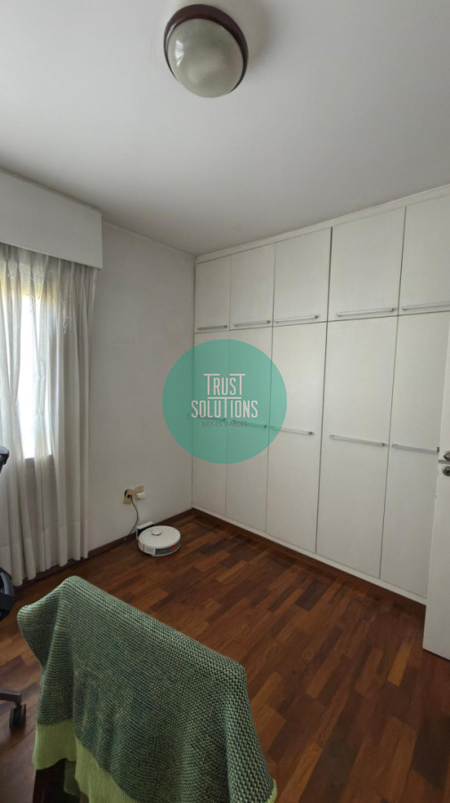 Apartamento ID.1868 - Venta apartamento sobre Av. Brasil con gran living, 2 dormitorios, 3 baños y buen garage 