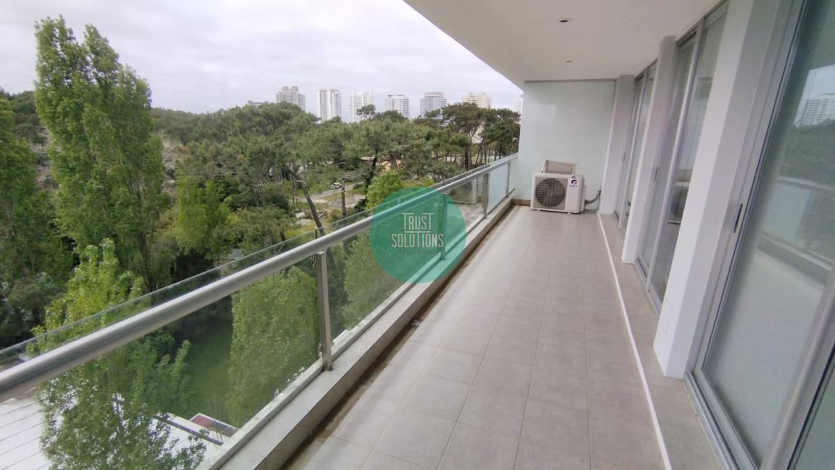 Apartamento ID.1679 - Alquilar Anual Apto 2D Roosevelt Punta con Amenities 