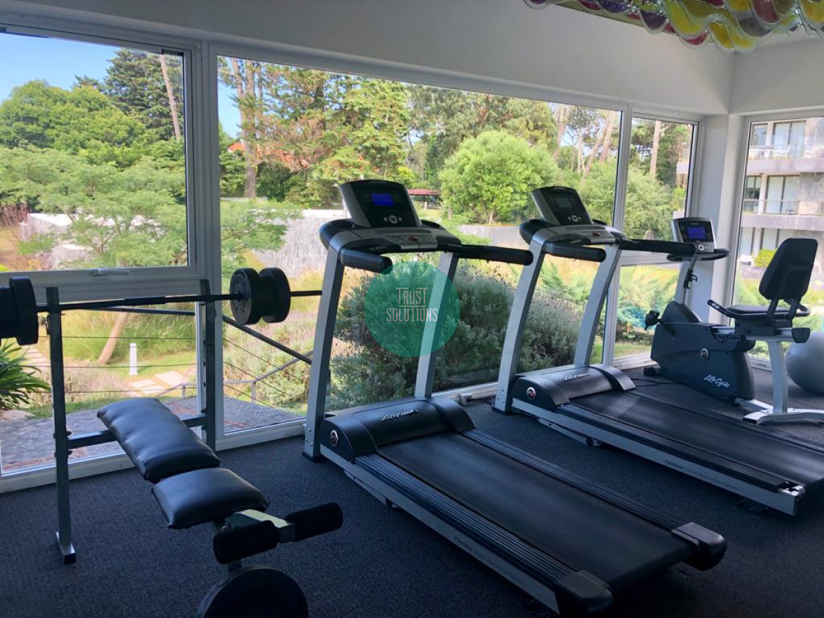 Apartamento ID.458 - Venta Apto Brava Punta 2D Tza con Parrillero y Amenities 
