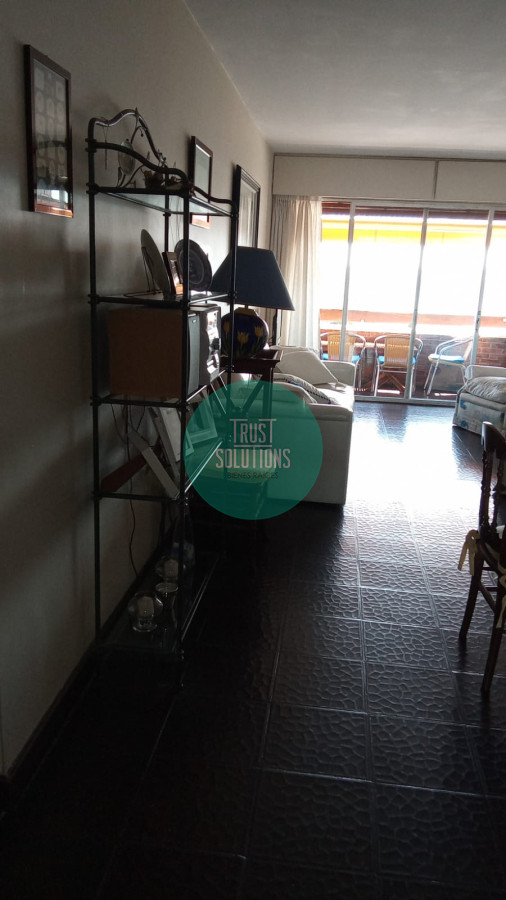 Apartamento ID.1579 - Venta Apto 2D Península Punta frente al mar con espectacular vista 