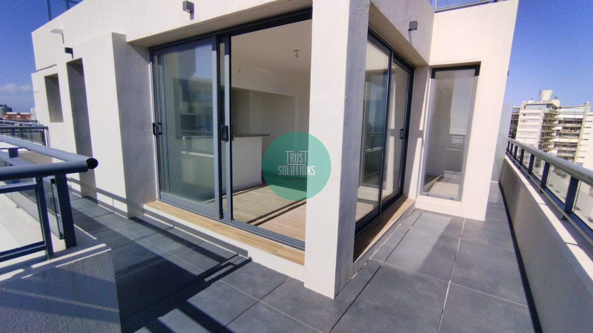 Apartamento ID.1129 - Venta Penthouse 2D a estrenar Brava Punta con Amenities 