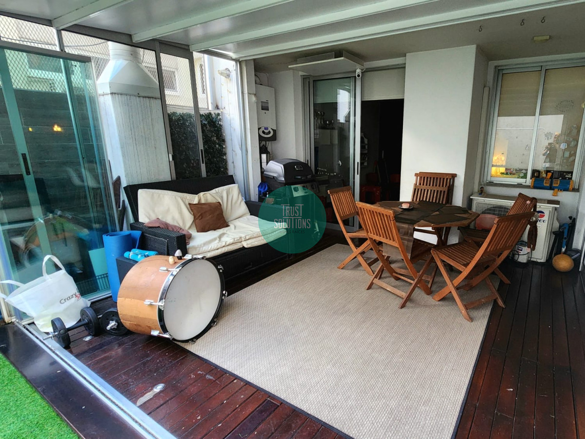 Apartamento ID.1432 - VENTA DE HERMOSO DEPARTAMENTO CON JARDÍN EN EL CORAZÓN DE POCITOS
