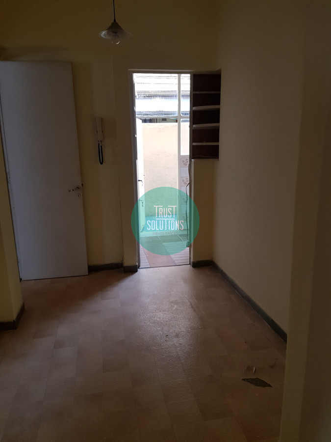 Apartamento ID.372 - Venta Apartamento Tres Cruces 2 Dormitorios lavadero y Patio  