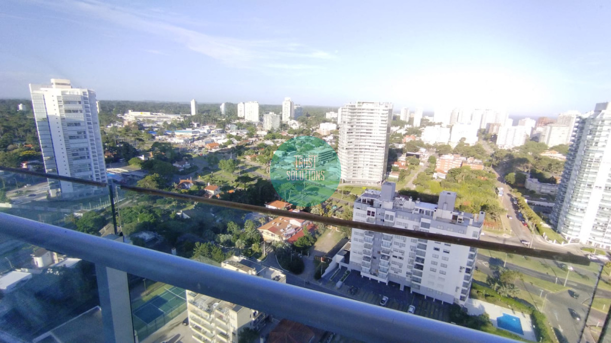 Apartamento ID.1465 - Venta y Alquiler Anual Exclusivo Apto 2D Mansa Punta con Amenities y vista espectacular 