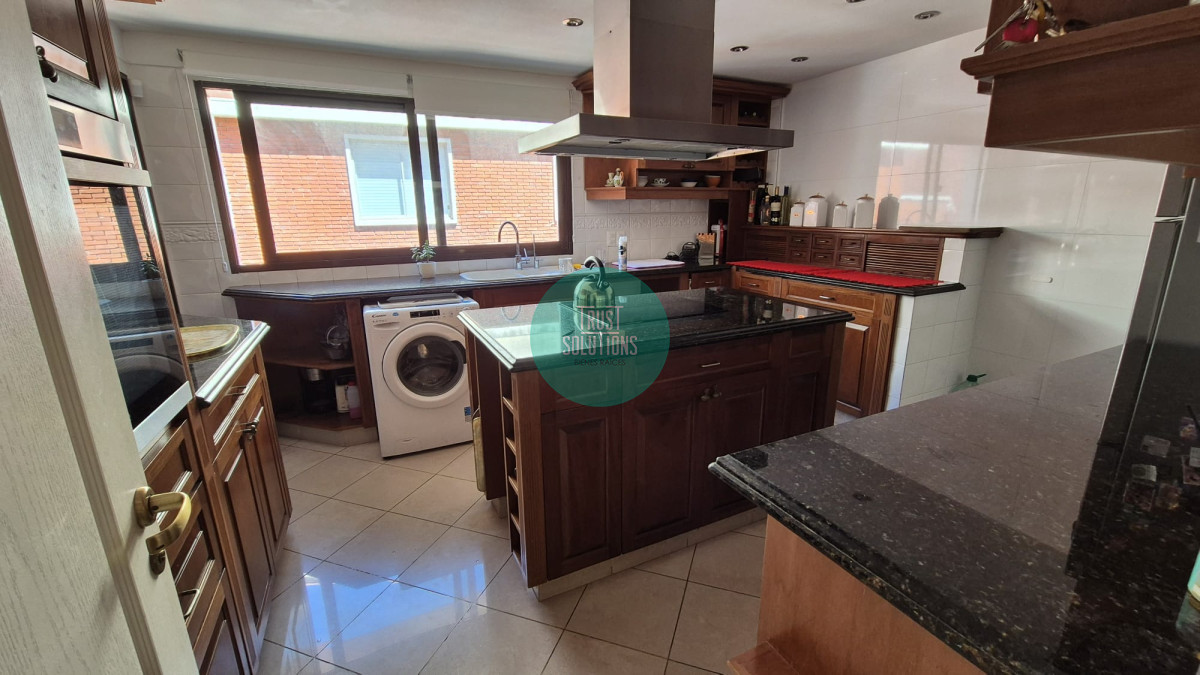 Apartamento ID.1505 - DIVINO DEPARTAMENTO EN VENTA Y ALQUILER SOBRE LA RAMBLA DEL PUERTO DE BUCEO
