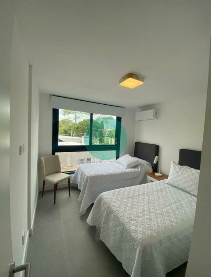 Apartamento ID.1556 - Venta y Alquiler Anual Apto 2D Mansa Punta con Amenities 