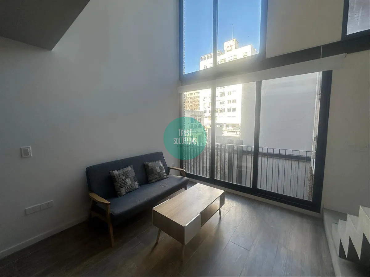 Apartamento ID.1755 - Punta Carretas Venta Con Renta Apartamento 1 Dormitorio Duplex, Opción Garaje
