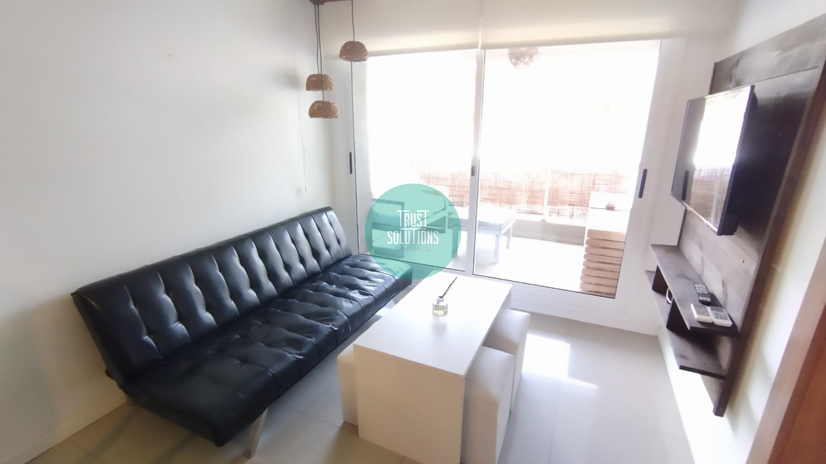 Apartamento ID.1635 - Venta y Alquiler Anual Apto 1D Aidy Grill Punta con Piscina climatizada y Barbacoa 