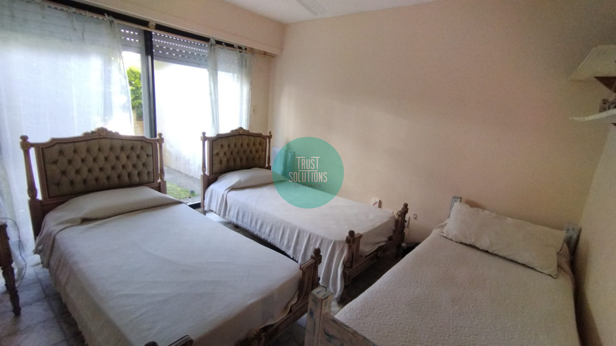 Apartamento ID.1415 - Venta Apto Puerto Punta 3D y dep de serv frente al mar