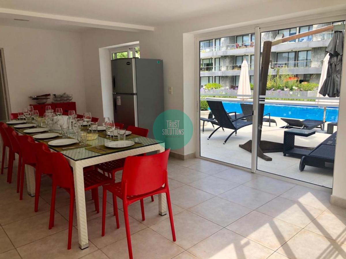 Apartamento ID.458 - Venta Apto Brava Punta 2D Tza con Parrillero y Amenities 