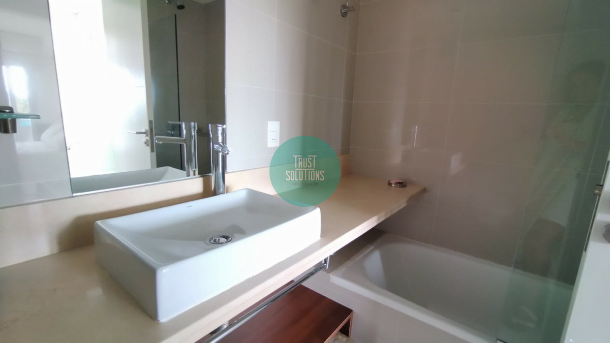 Apartamento ID.436 - Alquiler Anual Apto 2D Brava Punta con Amenities 