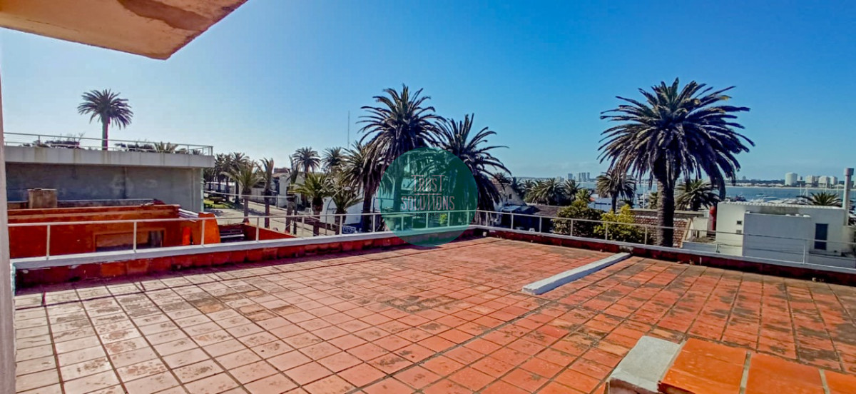 Apartamento ID.125 - Venta Apto Puerto Punta 4D  Terrazas Parrillero Gge