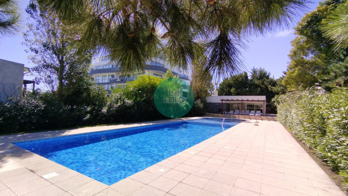 Apartamento ID.1164 - Venta Penthouse 4 suites Dep Serv Mansa Punta con Amenities 