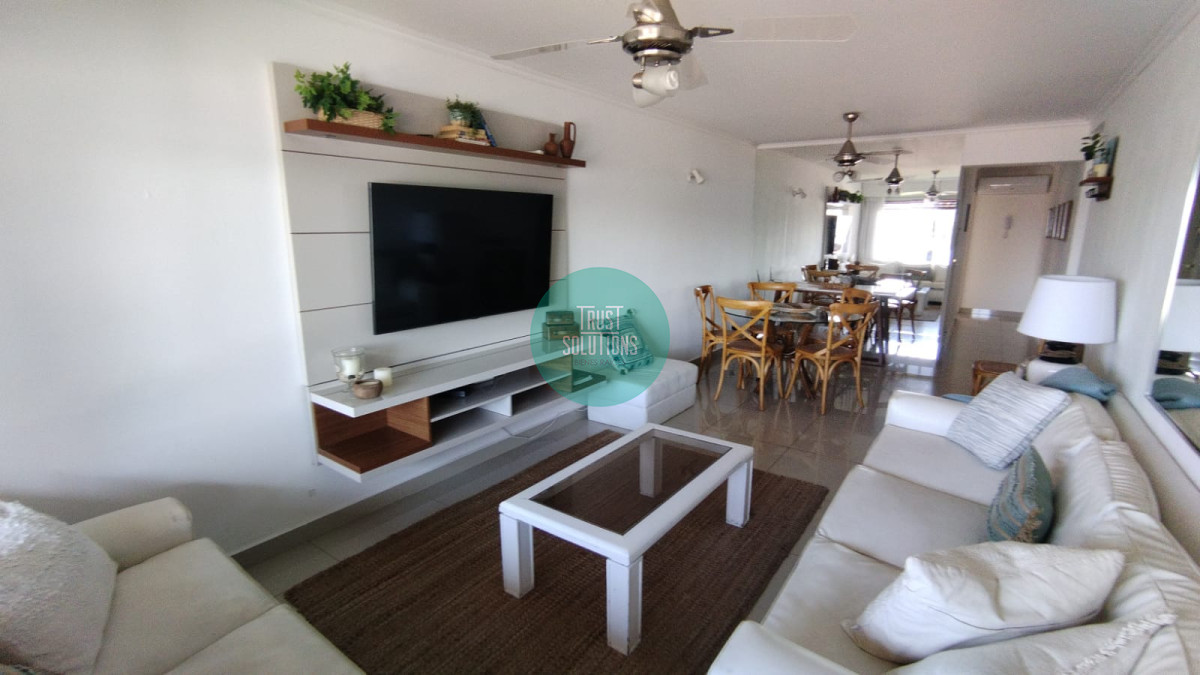 Apartamento ID.1790 - Venta Apto 3D Península Punta frente a playa Mansa 
