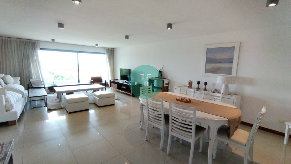 Apartamento ID.468 - Venta Apto Rincón del indio Punta 3D Piscina Tza con Parrillero