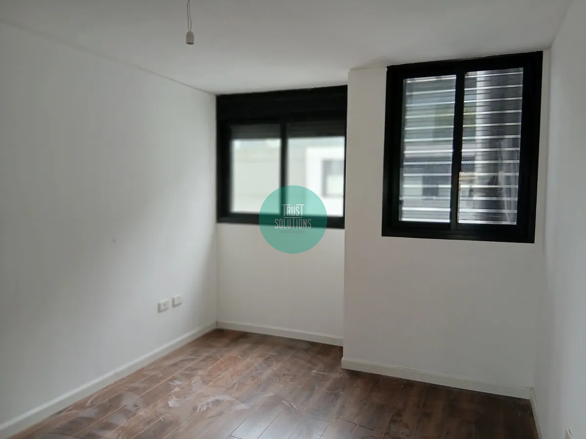 Apartamento ID.1785 - Alquiler 2 Dormitorios a pasos de la rambla en Ciudad Vieja.
