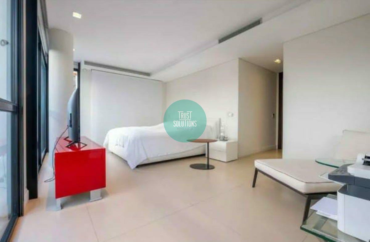 Apartamento ID.621 - Venta Exclusivo Penthouse frente al Puerto Punta 3 Suites Dep Serv Piscina y Parrillero 