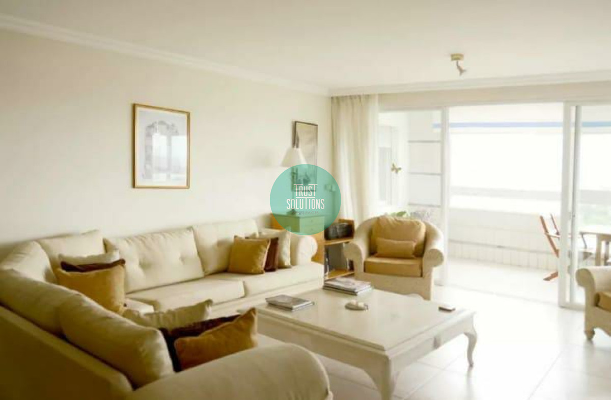 Apartamento ID.335 - Alquiler temporada Apto Brava Punta 4D Parrillero Piscina 