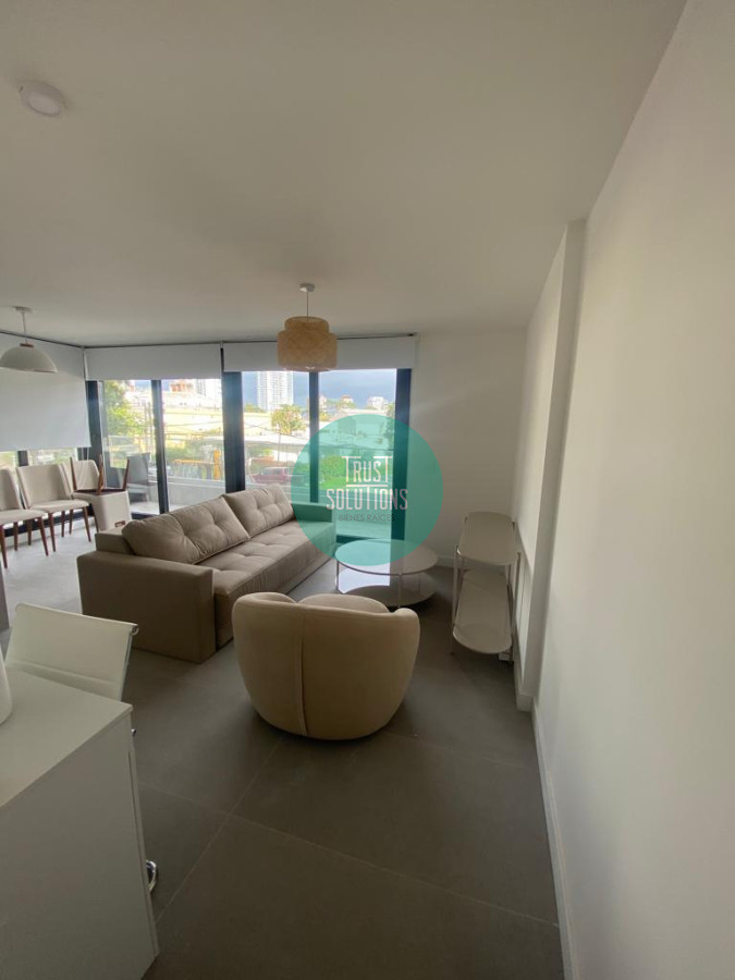 Apartamento ID.1556 - Venta y Alquiler Anual Apto 2D Mansa Punta con Amenities 