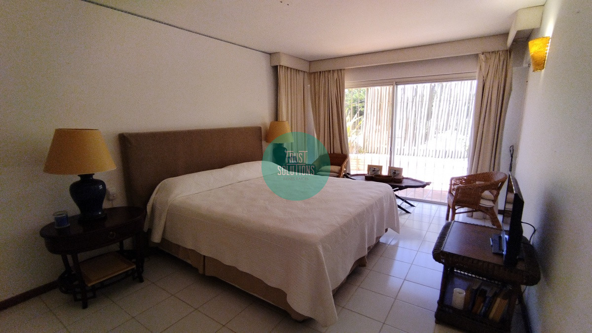 Apartamento ID.450 - Venta Apto Brava Punta 4D dep serv Amenities