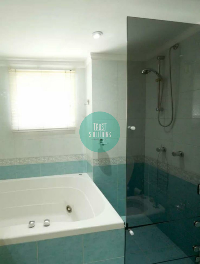 Apartamento ID.335 - Alquiler temporada Apto Brava Punta 4D Parrillero Piscina 