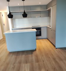 Venta Apartamento 3 Dormitorios pasos a la rambla. Ed. Alma Duc