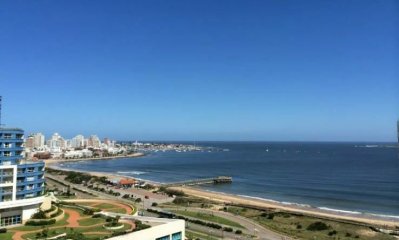 Venta Apto Mansa Punta Piso alto 2D y Amenities premium