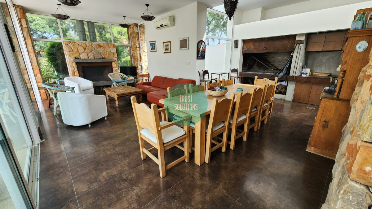 Casa ID.1431 - VENTA DE ESPECTACULAR CASA UBICADA EN EL BARRIO DE PUNTA GORDA