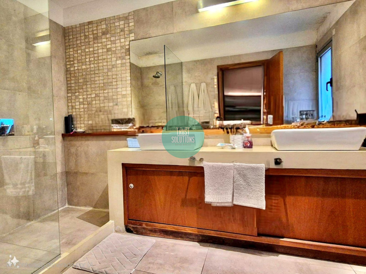 Casa ID.1424 - VENTA Y ALQUILER DE ESTUPENDA CASA EN JARDINES DE CARRASCO