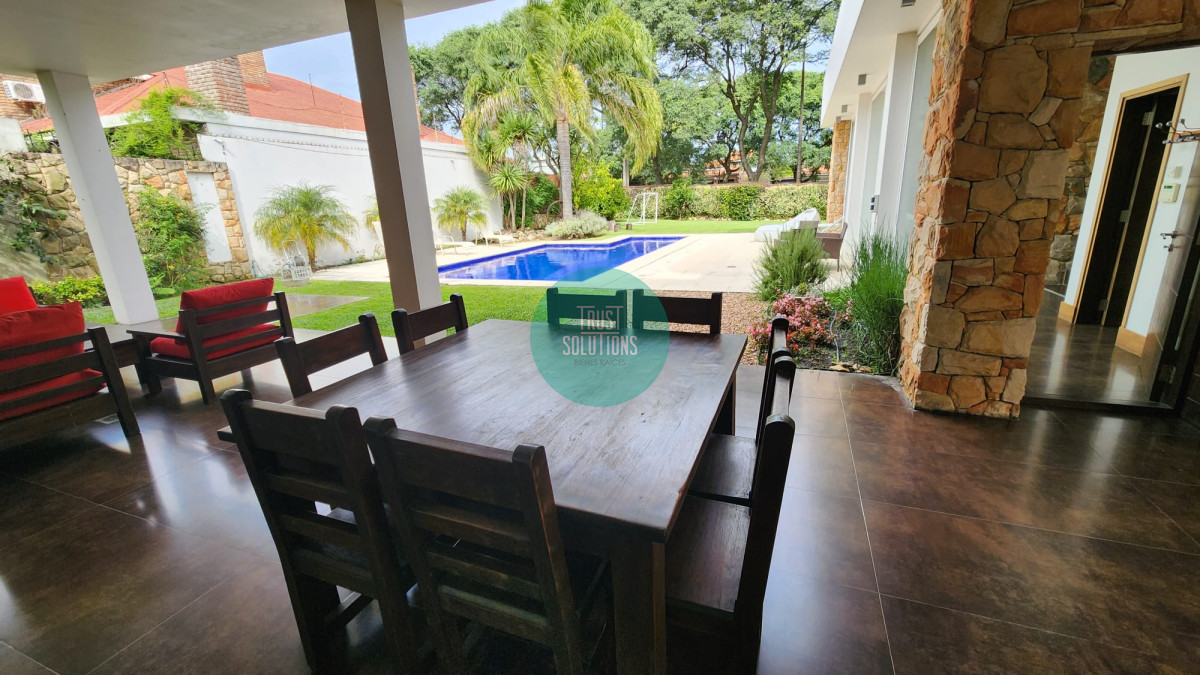 Casa ID.1431 - VENTA DE ESPECTACULAR CASA UBICADA EN EL BARRIO DE PUNTA GORDA