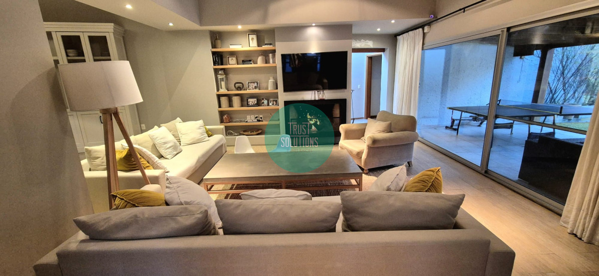 Casa ID.1424 - VENTA Y ALQUILER DE ESTUPENDA CASA EN JARDINES DE CARRASCO