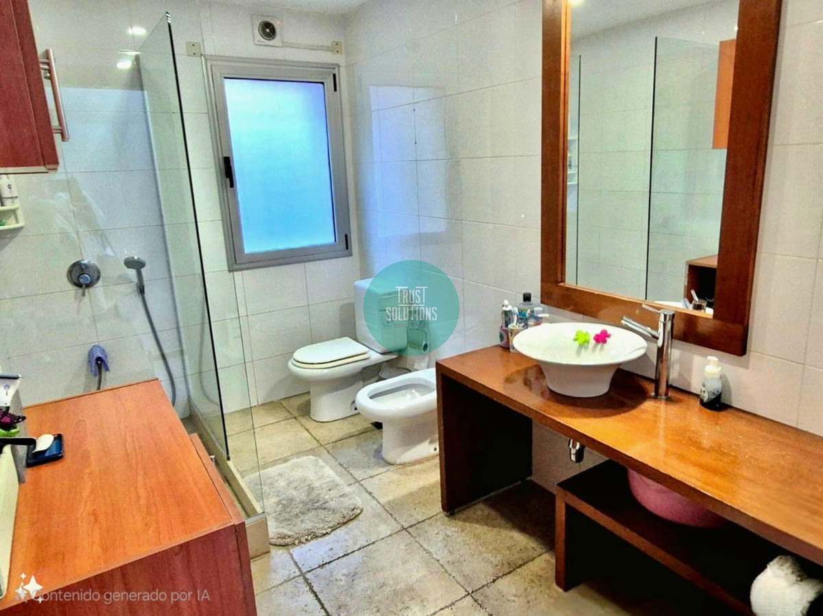 Casa ID.1424 - VENTA Y ALQUILER DE ESTUPENDA CASA EN JARDINES DE CARRASCO