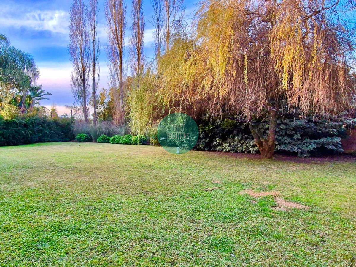 Casa ID.1424 - VENTA Y ALQUILER DE ESTUPENDA CASA EN JARDINES DE CARRASCO