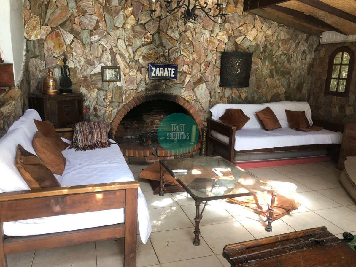 Casa ID.1459 - Alquiler Anual Casa 3D y dep de huéspedes Pinares Punta con Piscina 