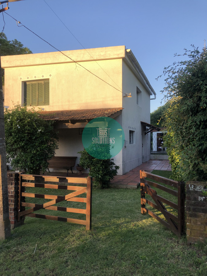 Casa ID.1453 - Casa estilo casco antiguo de 2 plantas completamente reciclada conservando su estilo original, con una moderna barbacoa nueva.