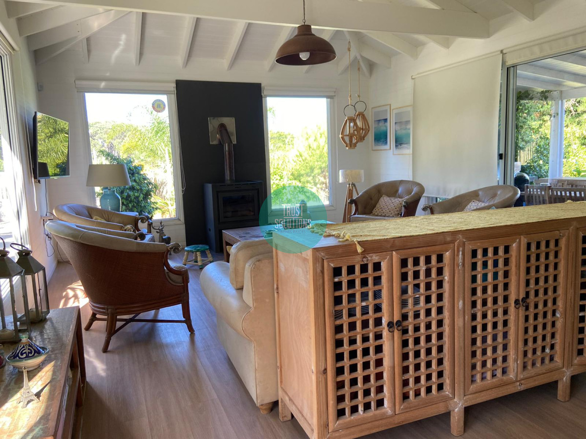 Casa ID.416 - Alquiler temporada Casa 4D Rincón del indio Punta con Piscina 
