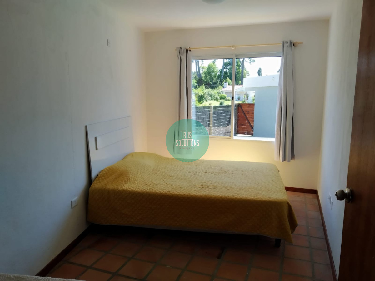 Casa ID.755 - Venta Casa Cantegril Punta a estrenar 4D Piscina climatizada 