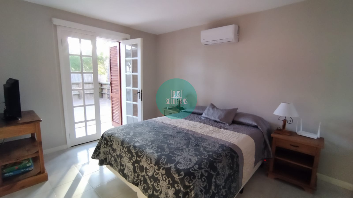 Casa ID.525 - Alquiler Anual Casa 4D y dep de huéspedes Mansa Punta prox a la playa 