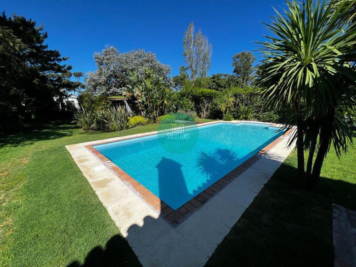 Casa ID.414 - Alquiler de Temporada Casa 4D y dep serv San Rafael Punta con Piscina prox mar 