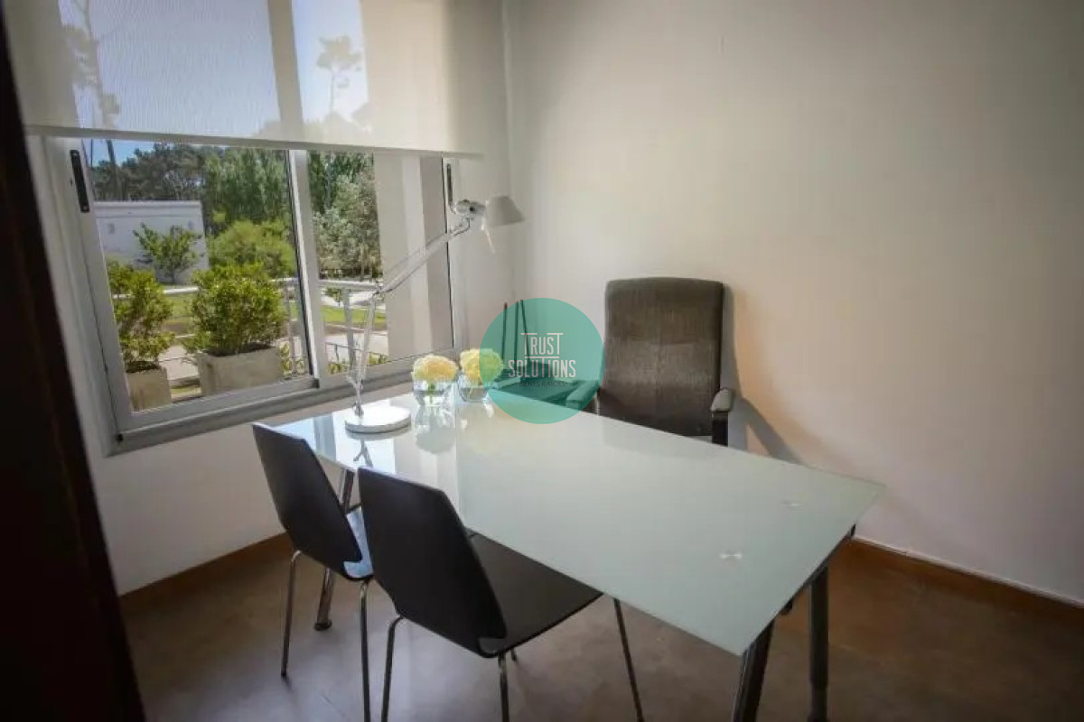 Casa ID.897 - Venta y Alquiler Temporada Divina Casa 4D y dep serv Rincón del Indio Punta 